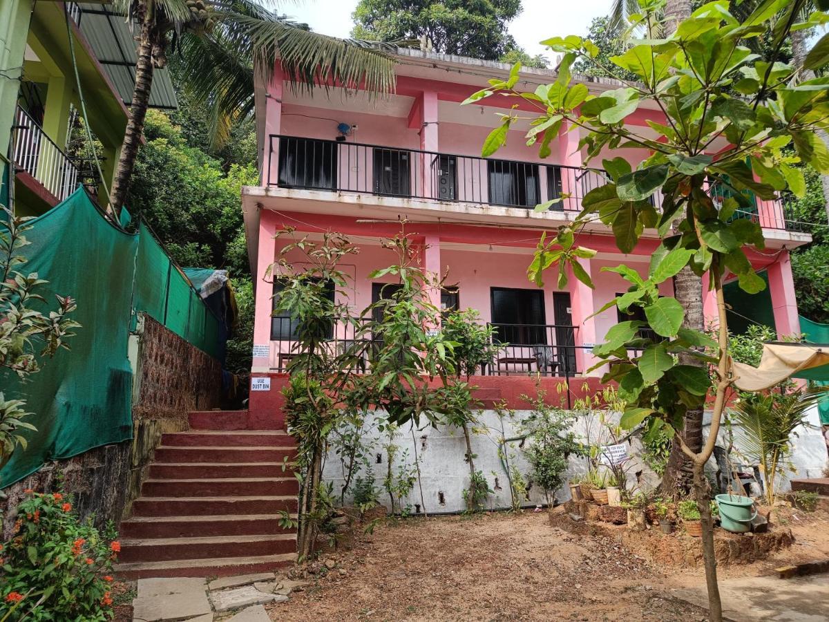 Est Hem Guesthouse Arambol Εξωτερικό φωτογραφία
