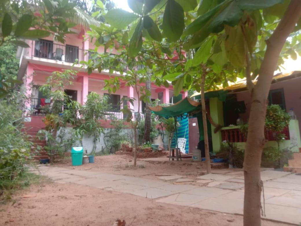 Est Hem Guesthouse Arambol Εξωτερικό φωτογραφία